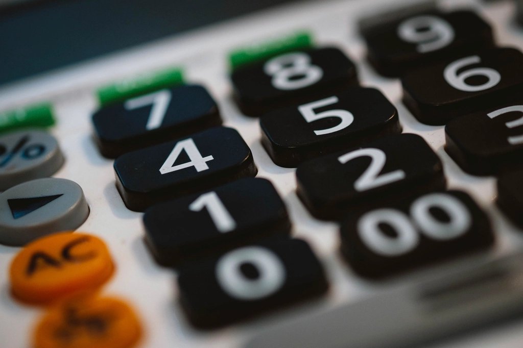 Tips To Settle Your Debts As Quickly As Possible - Erik Pitoniak's World Travels